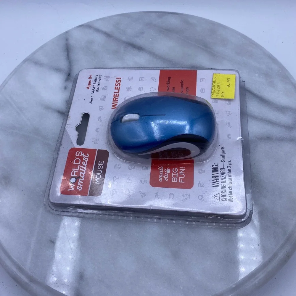 World's Smallest Wireless Mouse Blue Mini Working Ergonomic 4206 NEW Westminster
